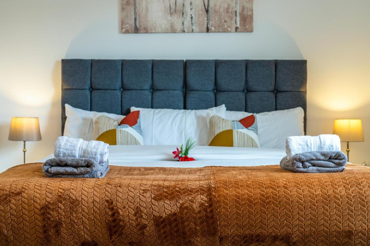 Ashview 8 - Heathrow - Business - Free Parking Διαμέρισμα Staines-upon-Thames Εξωτερικό φωτογραφία